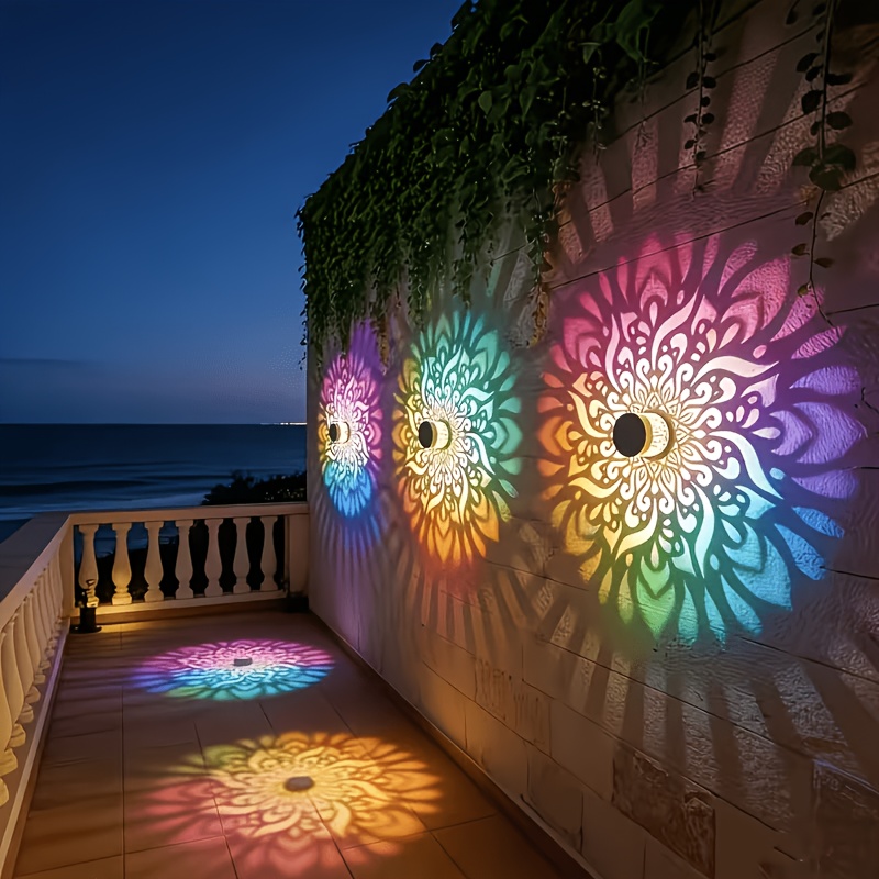 Outdoor Lighting Design - 1/2/4er-Pack Solar-Zaunleuchten, mit Mandala-Muster-Design, geeignet für
