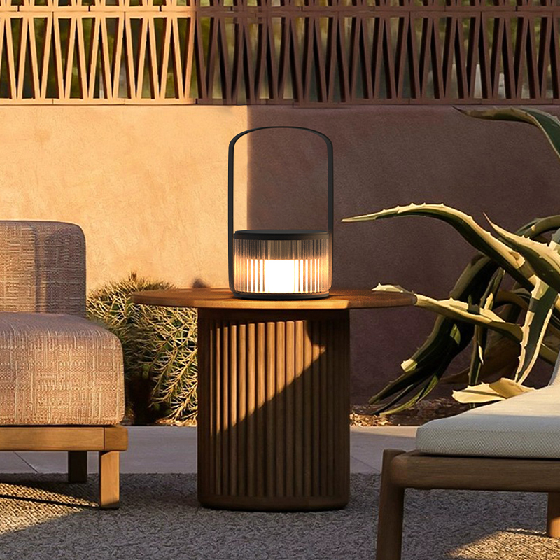 Outdoor Lighting Solar - Aufladen im Freien, tragbares Umgebungslicht, Solar-Rasen,